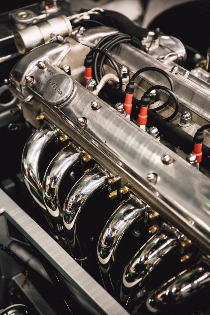 A close up of the engine of an automobile.